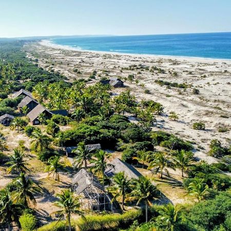 Morrumbene Beach Resort Экстерьер фото